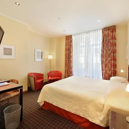 ヴィクトリア 4* ローザンヌ