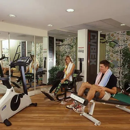 ホテル ヴィクトリア 4*