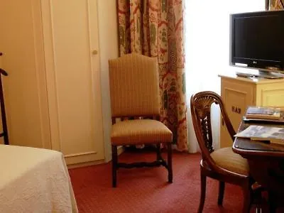 Victoria 4*